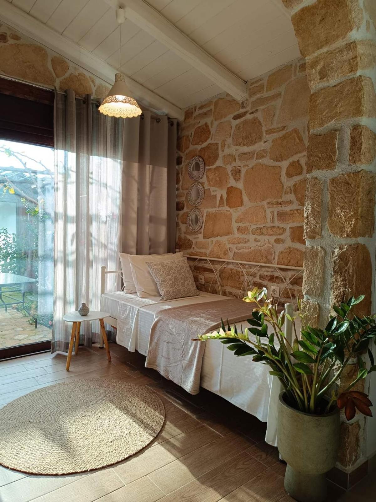 Studio Eleni - Oasis Holiday Houses Kokkinos Pirgos Bagian luar foto