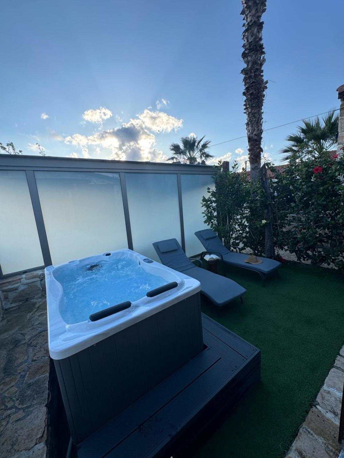 Studio Eleni - Oasis Holiday Houses Kokkinos Pirgos Bagian luar foto
