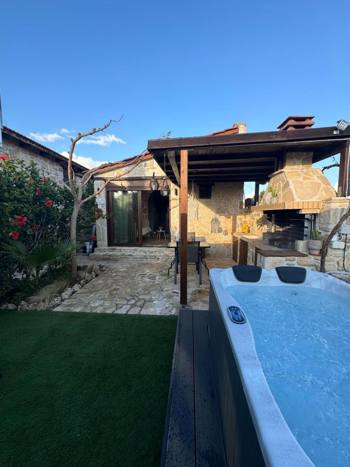 Studio Eleni - Oasis Holiday Houses Kokkinos Pirgos Bagian luar foto
